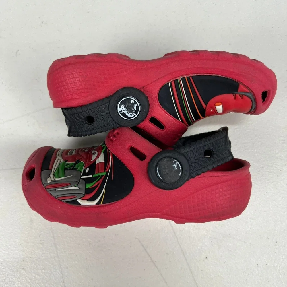 Crocs Kids Disney Pixar Cars Lightning McQueen Francesco Bernoulli Clogs Red 6/7